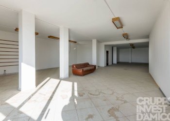 Magazzino via Locorotondo, Cisternino - foto 4