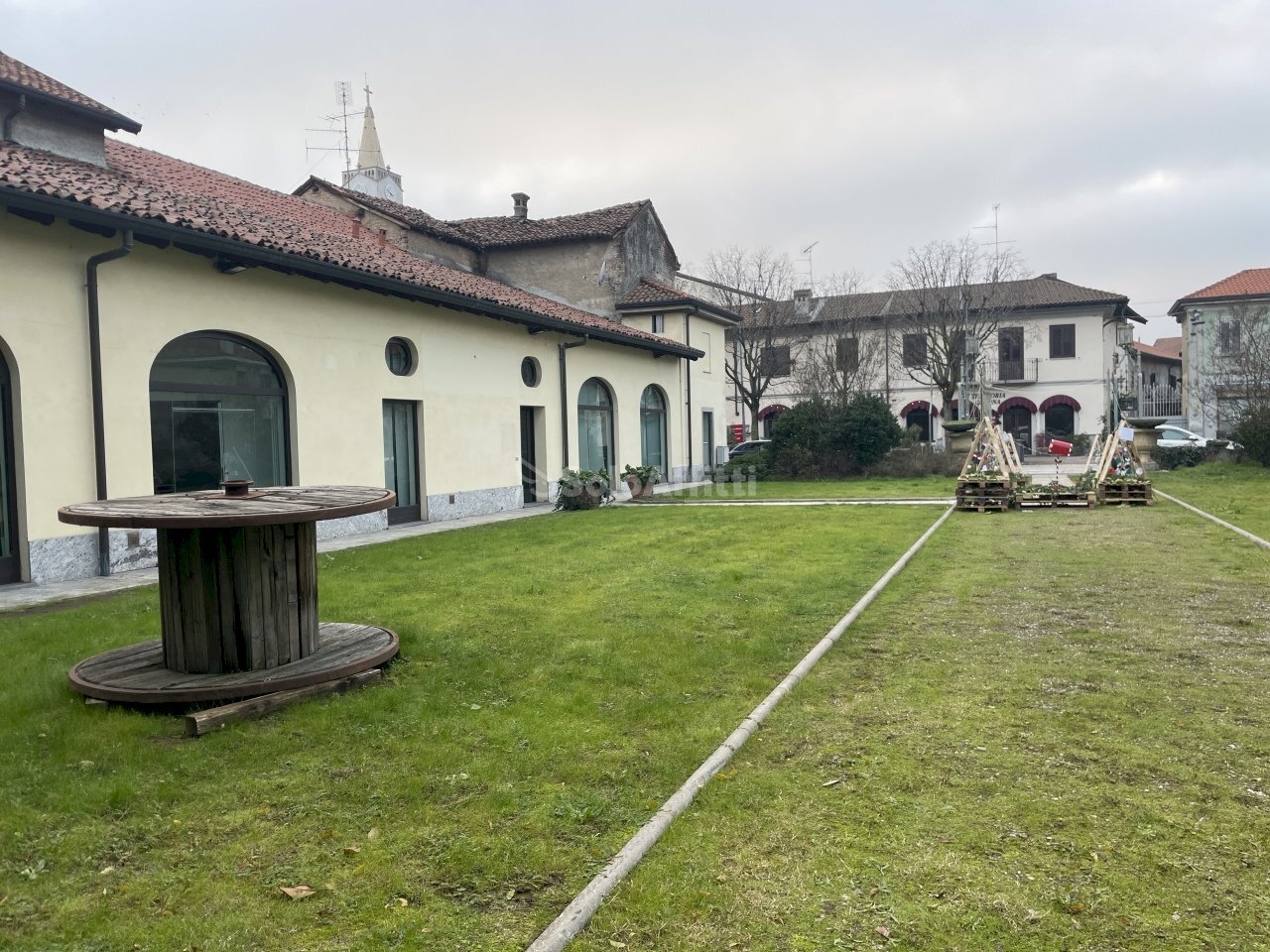 IMG_9526.JPG - Locale Commerciale Piazza Baracca 18, Buscate - foto 2