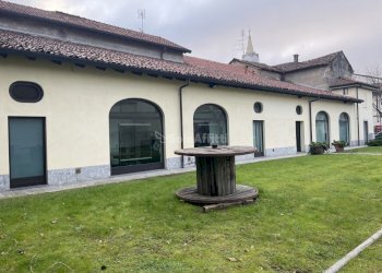 IMG_9524.JPG - Locale Commerciale Piazza Baracca 18, Buscate - foto 4