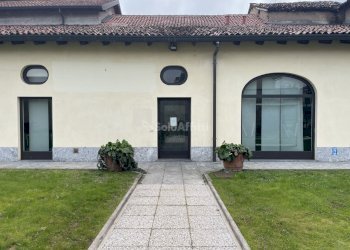 IMG_9517.JPG - Locale Commerciale Piazza Baracca 18, Buscate - foto 11