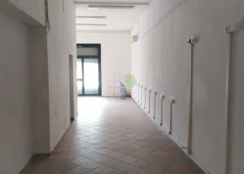 Fondo - Locale Commerciale Scali Luigi Bettarini 2, Livorno - foto 2