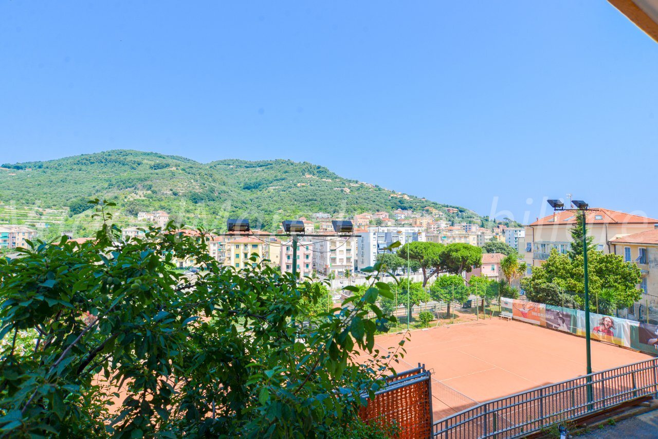 VIA CASTELLI -02.jpg - Trilocale Via Castelli 22A, Finale Ligure - foto 3