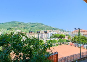 VIA CASTELLI -02.jpg - Trilocale Via Castelli 22A, Finale Ligure - foto 3