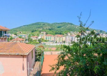 VIA CASTELLI -03.jpg - Trilocale Via Castelli 22A, Finale Ligure - foto 4