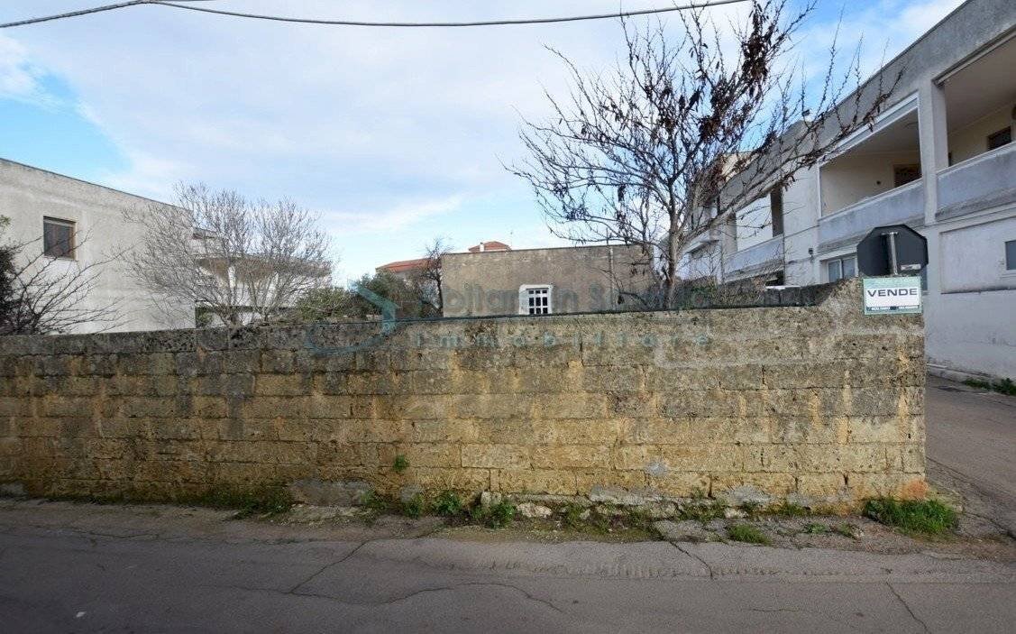 FACCIATA - Terreno edificabile Tiggiano - foto 2