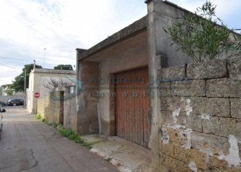 GARAGE - Terreno edificabile Tiggiano - foto 9