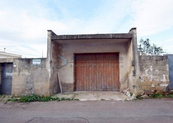 GARAGE - Terreno edificabile Tiggiano - foto 12