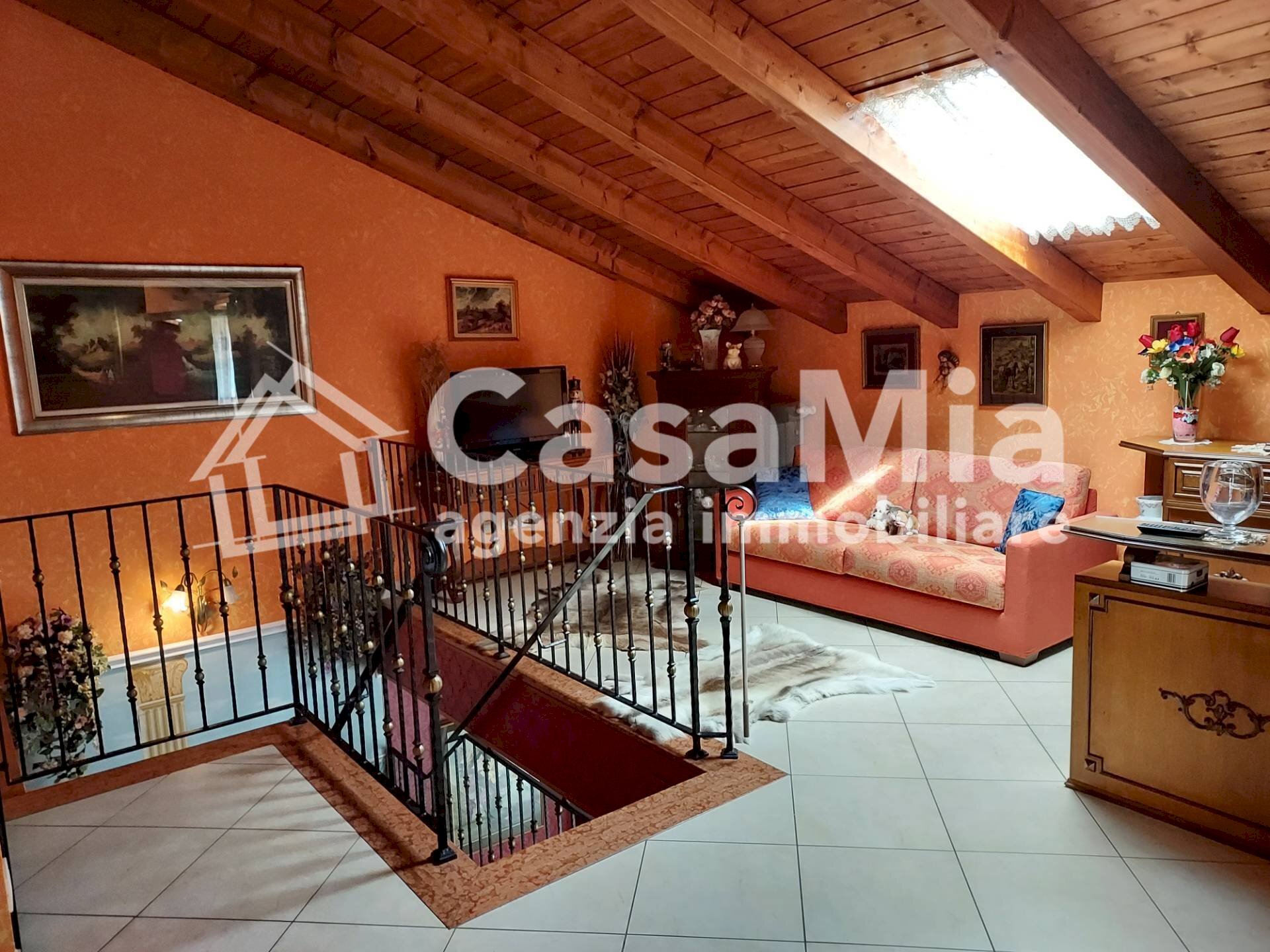 Apartment Viale Toselli, Legnano - photo 1