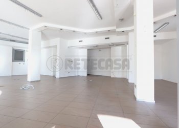 IMG_4171.JPG - Locale Commerciale Via G marconi 5, Altavilla Vicentina - foto 3