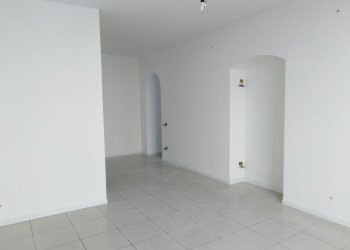 IMG_20200708_103558.jpg - Locale Commerciale Ragusa - foto 7