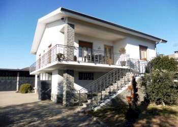 Villa Lagnasco - photo 1