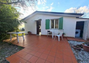 023ec135-2dbc-4fe2-bf8d-e02361110a79.jpg - Bilocale Castelnuovo Magra - foto 1