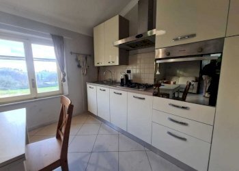 d7eeedc8-63d8-49c7-a55f-2c713ac2605a.jpg - Bilocale Castelnuovo Magra - foto 4