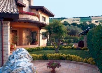 2 (400x507).jpg - Casa indipendente Pineto - foto 1