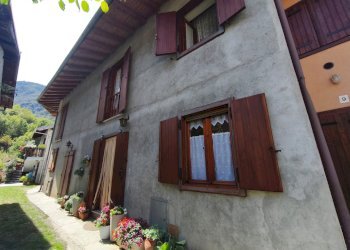 Casa semi indipendente Borgata Enfous, 7, Pomaretto - foto 1