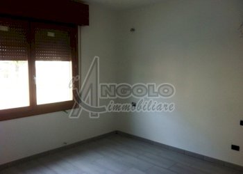 letto matrimoniale - Appartamento Canaro - foto 4