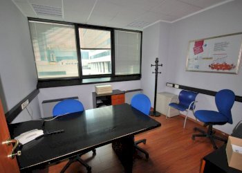 Interno non residenziale - Ufficio via Pietro Chiesa, 7, Genova (zona Sampierdarena) - foto 1