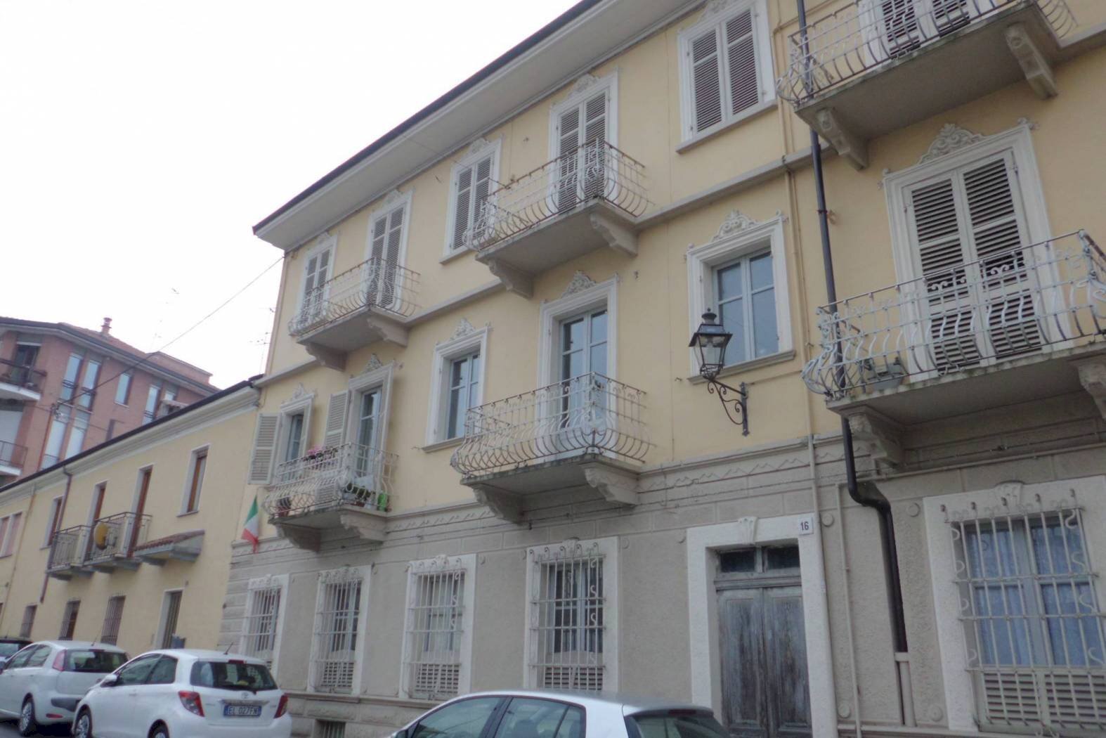 Four-room apartment corso San Secondo, Bra - photo 1