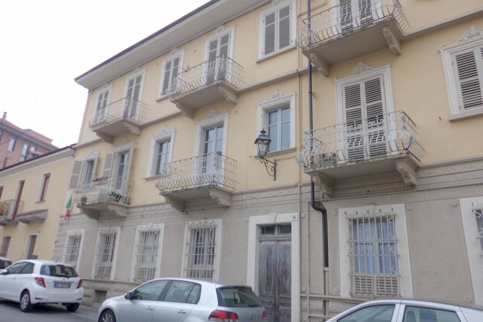 Four-room apartment corso San Secondo, Bra - photo 2