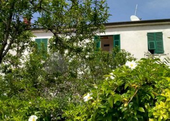 WhatsApp Image 2022-05-25 at 09.14.28.jpeg - Bilocale via crociata snc, Sarzana - foto 6