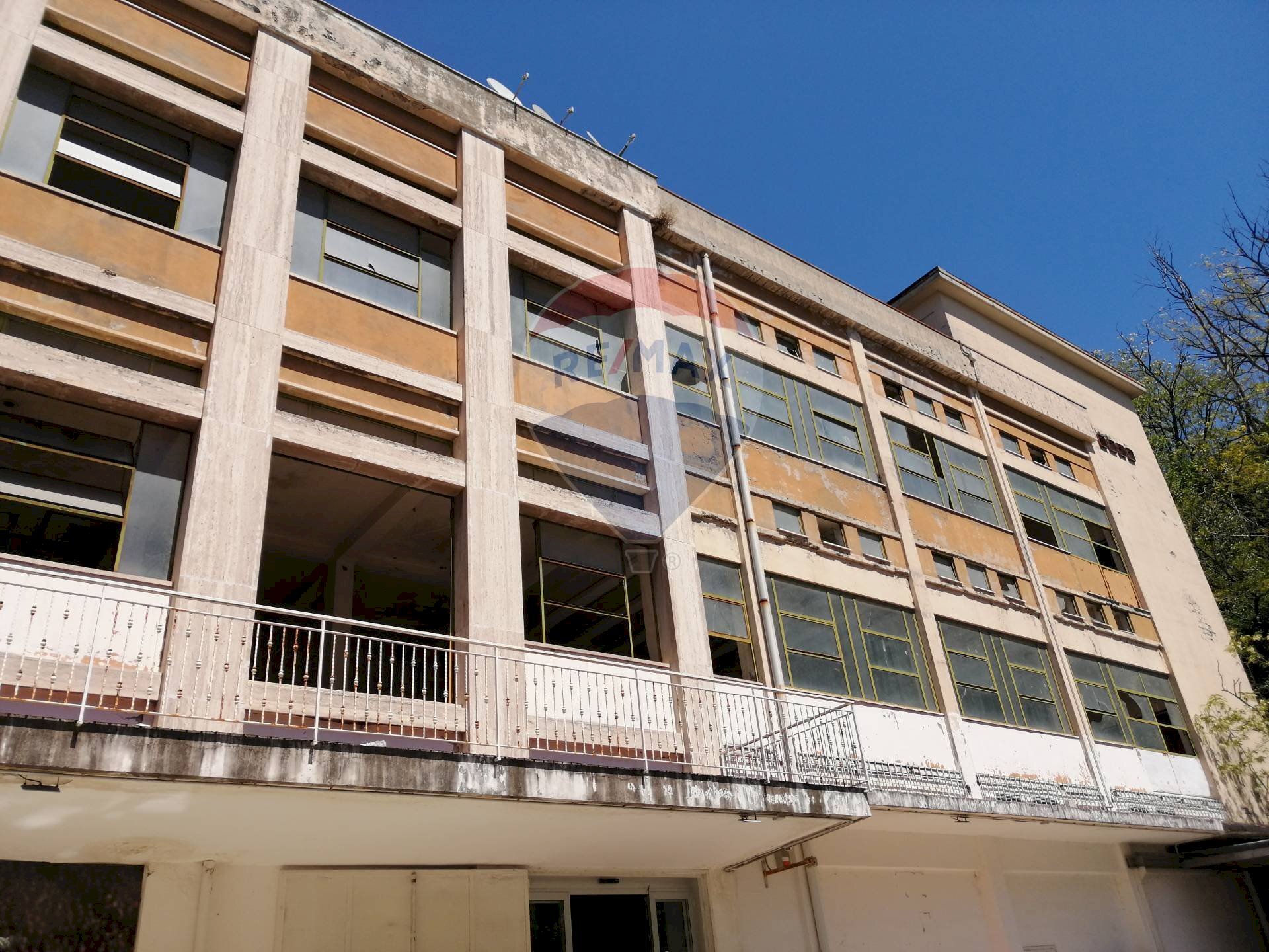 Commercial Premises Napoli - photo 1