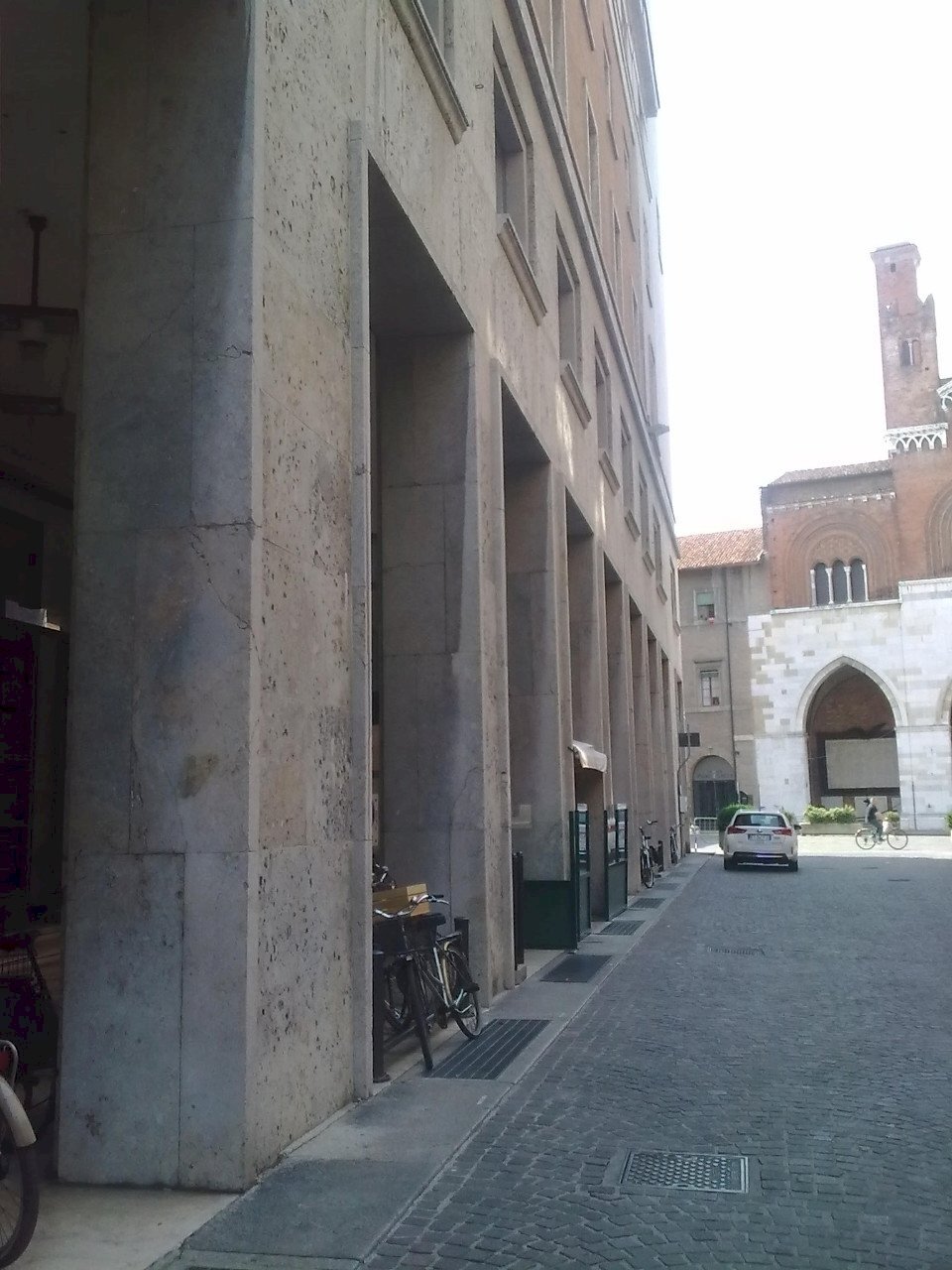 Negozio Piacenza - foto 2