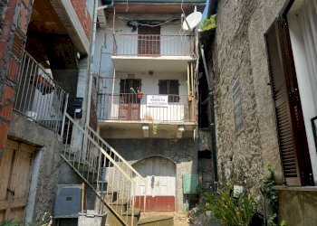 FACCIATA - Casa semi indipendente via Balziglia, 73, Pomaretto - foto 2