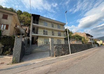 facciata - Villa Trifamiliare via Carlo Alberto, 7, Pomaretto - foto 78