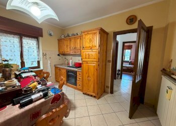 cucina p1° - Villa Trifamiliare via Carlo Alberto, 7, Pomaretto - foto 13