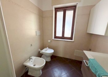 bagno p2°  - Villa Trifamiliare via Carlo Alberto, 7, Pomaretto - foto 54