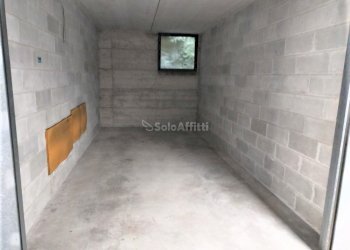 IMG20200910095859.jpg - Box Via Ivo Oliveti 4, Seregno - foto 1