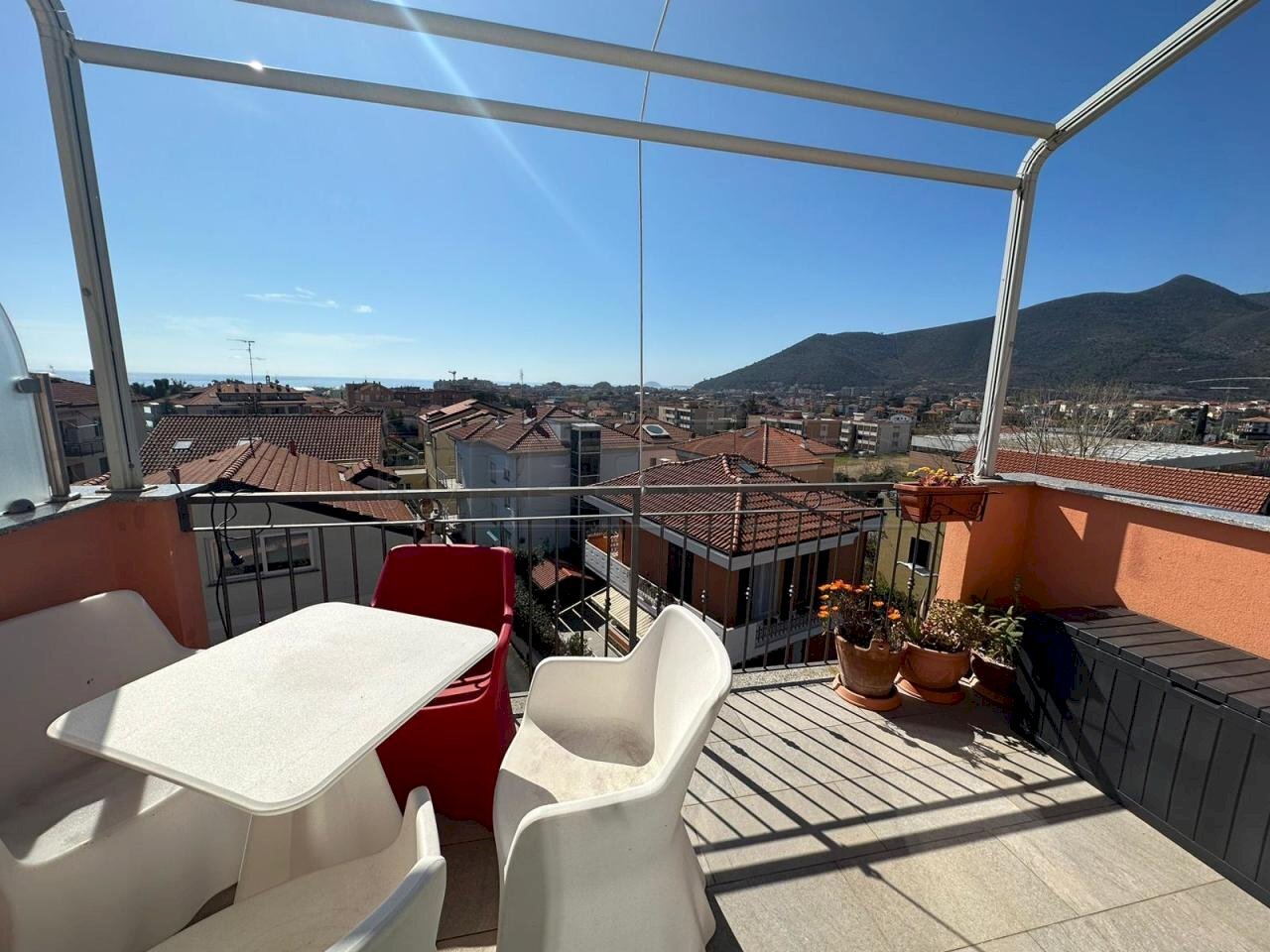 8b532814-69a3-4ce4-b083-97d45b29551f.JPG - Bilocale Via Guido Gozzano 20, Loano - foto 2