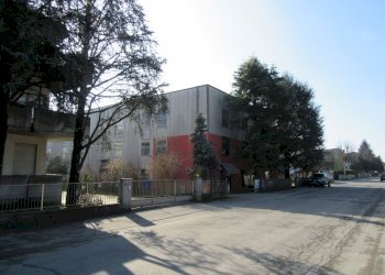 Locale Commerciale Via Marconi, Noceto - foto 2