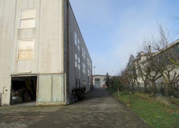 Locale Commerciale Via Marconi, Noceto - foto 11