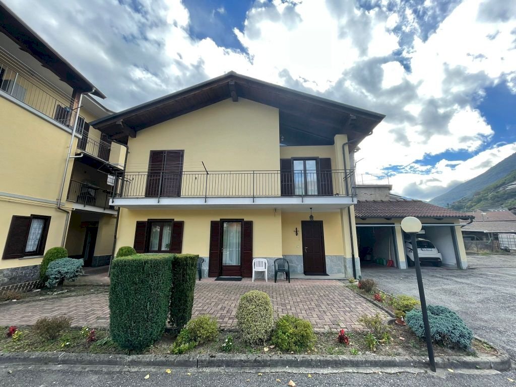 Semi-detached house via Carlo Alberto, 85, Pomaretto - photo 1