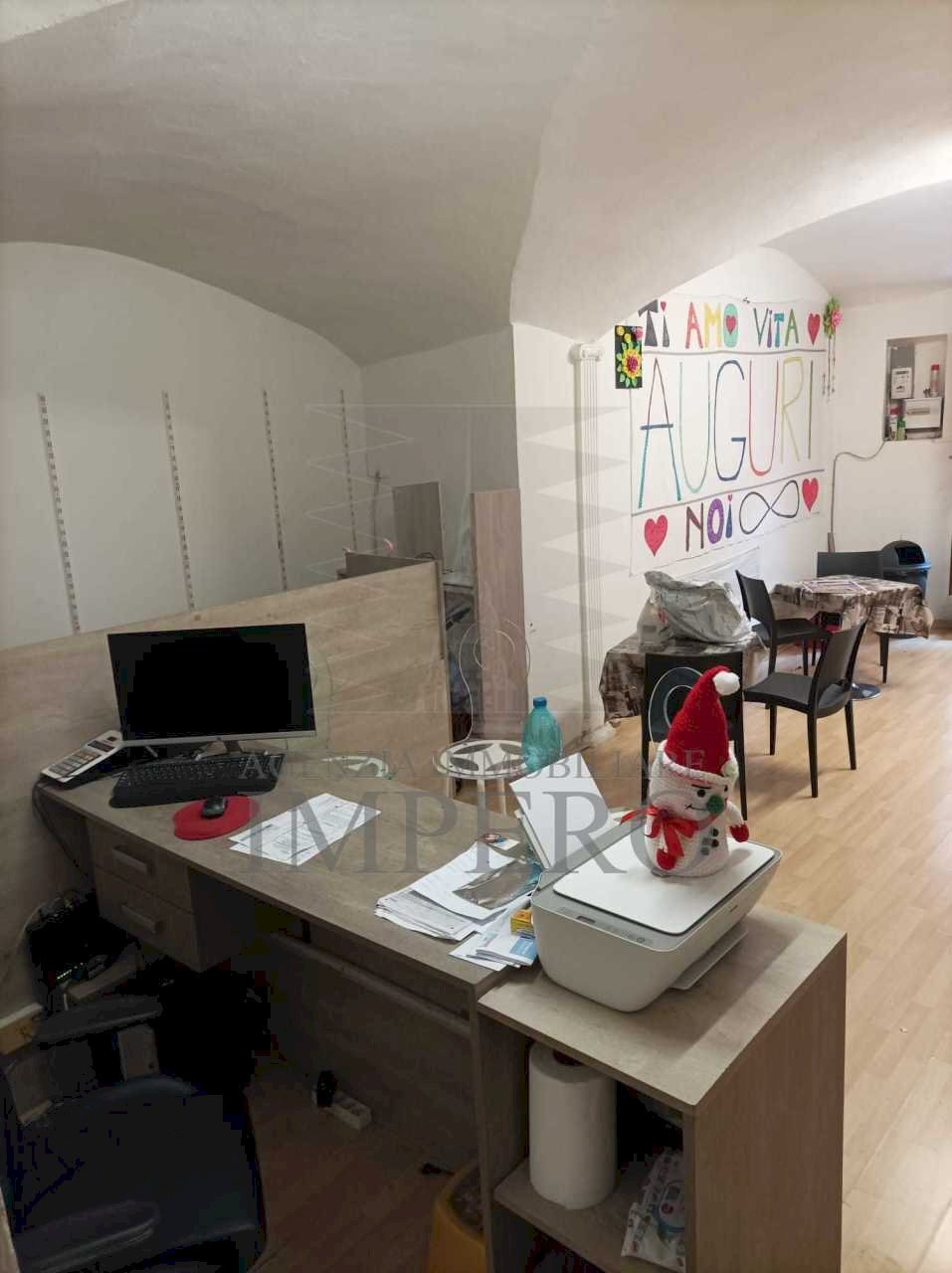 locale - Magazzino Via Giuseppe Garibaldi 57, Ventimiglia - foto 3