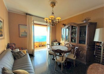 002 - Sala (2).jpg - Appartamento Camogli - foto 3