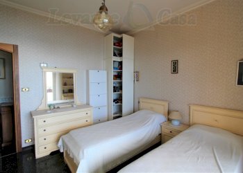 013 - Camera 1 (3).jpg - Appartamento Camogli - foto 12