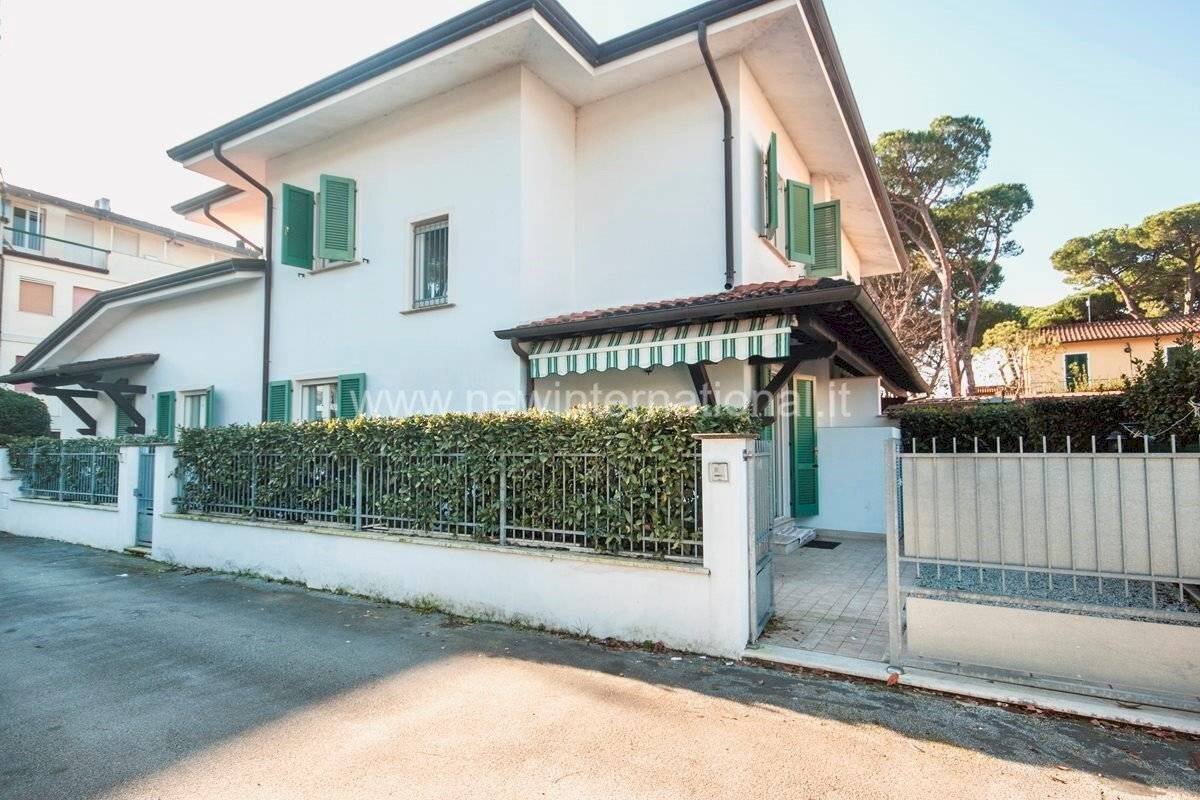 Esterni - Villa via Lorenzo de' Medici, Forte dei Marmi - photo 2