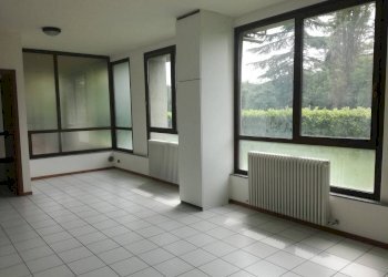 Ufficio piazza del Bersagliere, Torre Boldone - foto 1