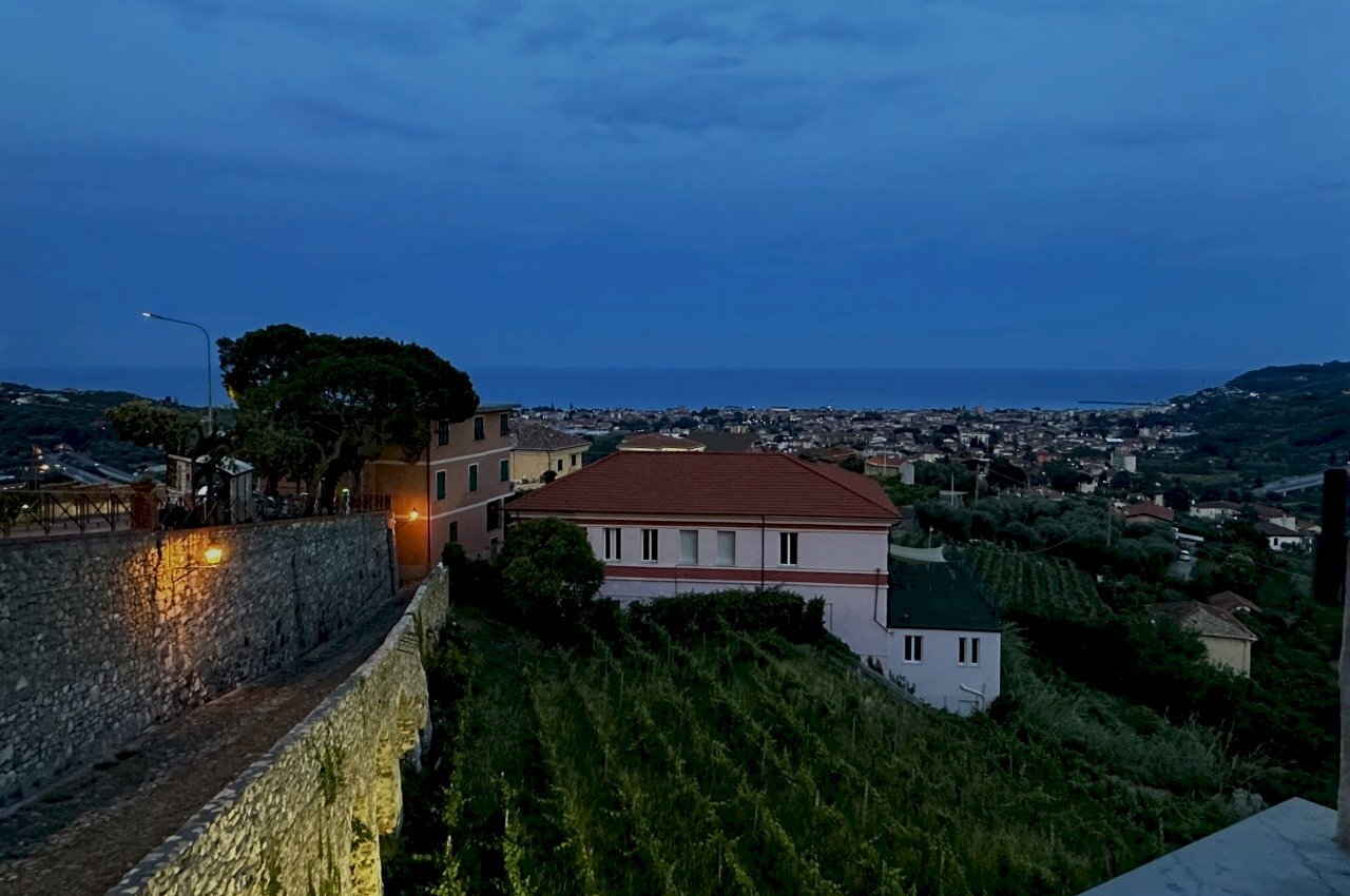 IMG_0225.jpeg - Appartamento Piazza Quaglia 1, Diano Castello - foto 3