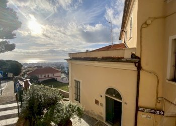 IMG_8584.jpeg - Appartamento Piazza Quaglia 1, Diano Castello - foto 8