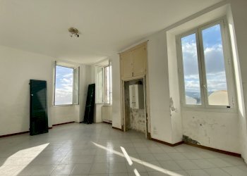 IMG_8599.jpeg - Appartamento Piazza Quaglia 1, Diano Castello - foto 10