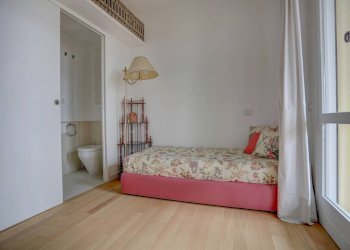 camera da letto - Attico largo Messico, 1, Roma - foto 17