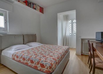 camera da letto - Attico largo Messico, 1, Roma - foto 38