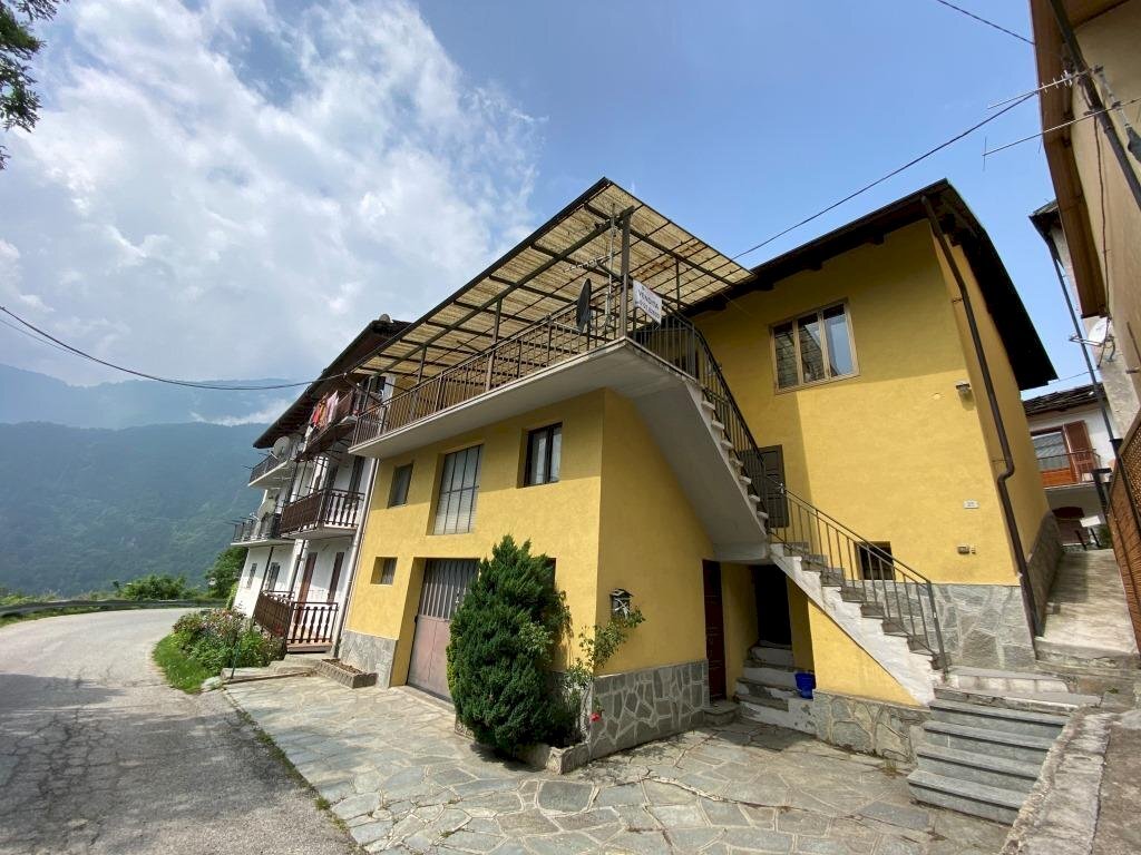 Casa semi indipendente Borgata Gleisolle, 25, Roure - foto 1