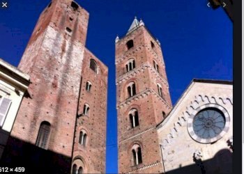 Zona - Ristorante piazza Michele Ferrero, Alba - foto 1