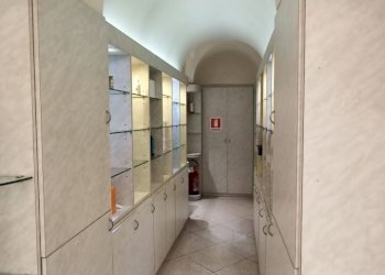 89948eb8-8f56-49d4-825a-13656cc61be1.jpg - Show room Via Nino Bixio, Sanremo - foto 3