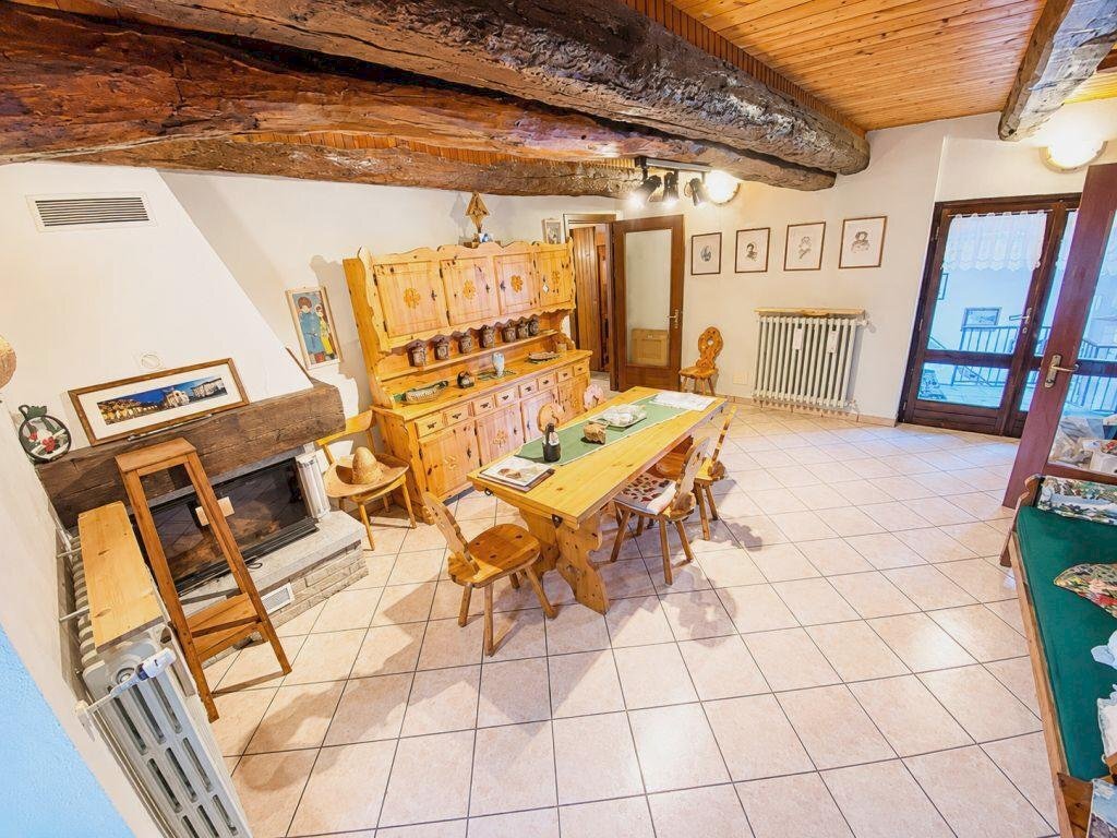 soggiorno - Baita Frazione Roreto, 122, Roure - foto 1
