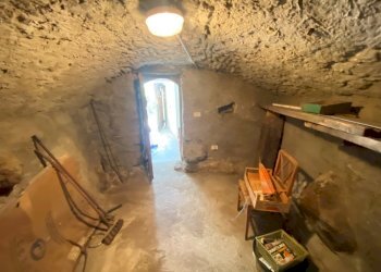 cantina - Baita Frazione Roreto, 122, Roure - foto 29